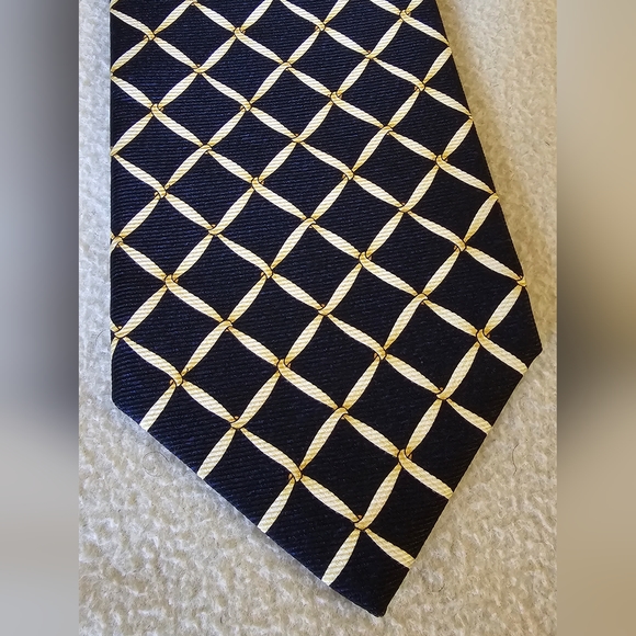 Bulgari Silk Tie - Picture 6 of 7